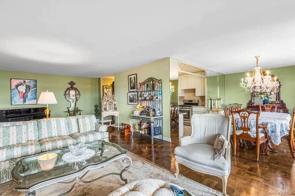 166-25 Powells Cove Boulevard Beechhurst NY 11357