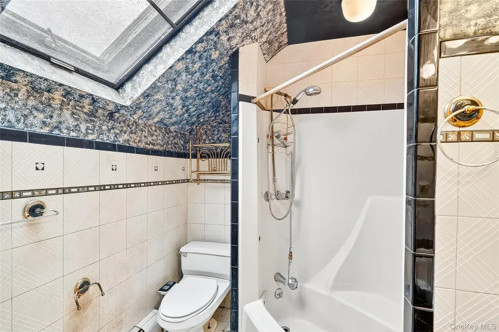 2430 Morgan Avenue Bronx NY 10469