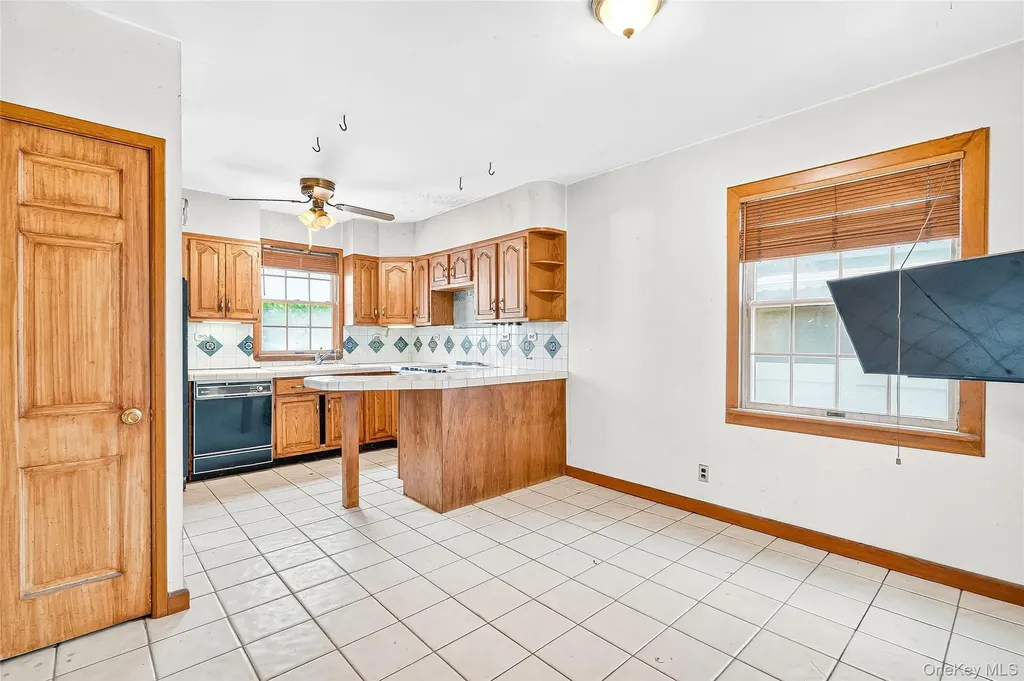 2430 Morgan Avenue Bronx NY 10469