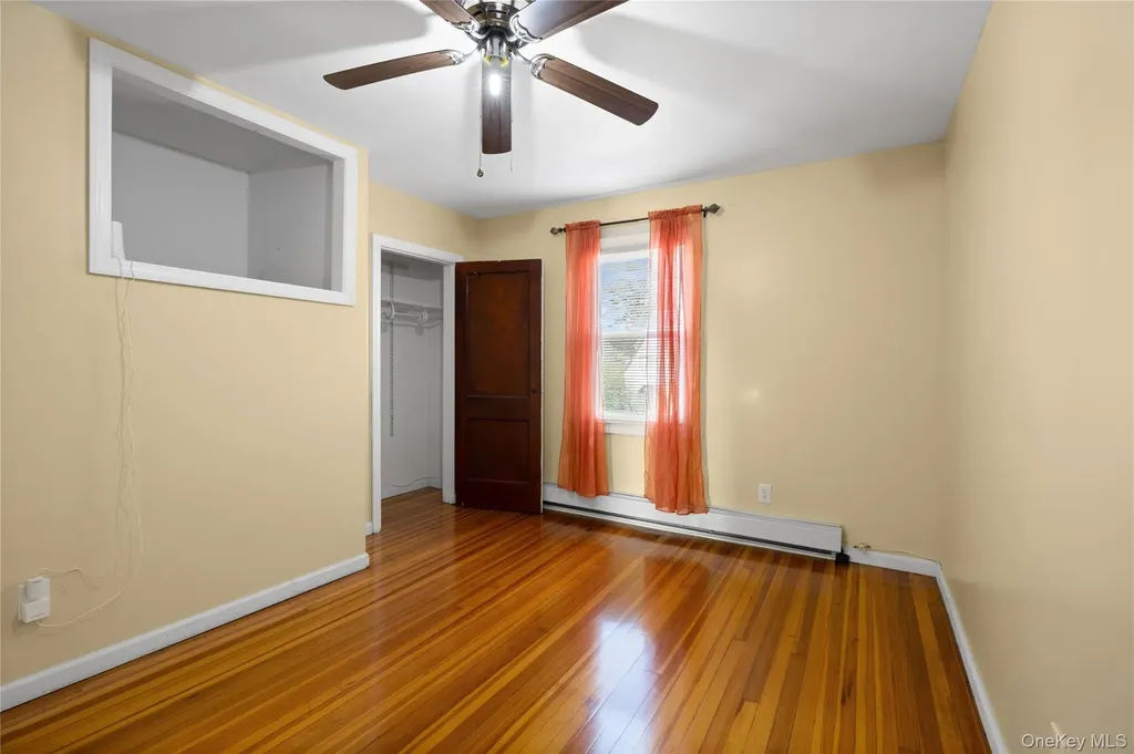 93 Vermont Avenue Hempstead NY 11550
