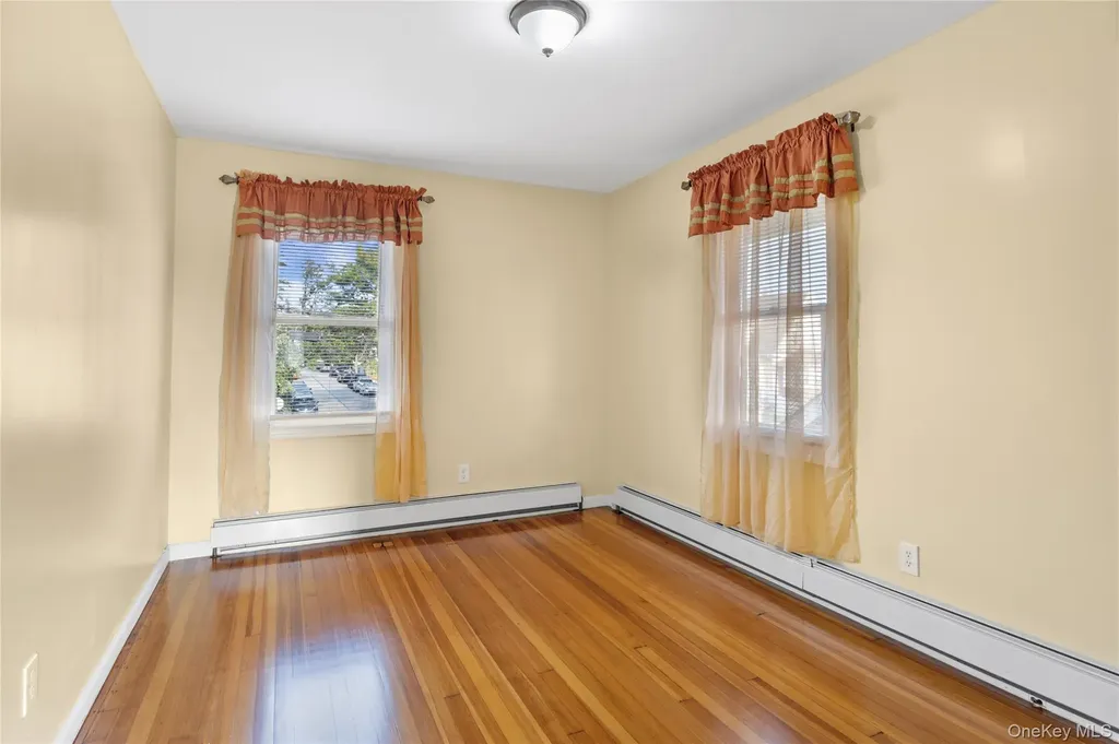 93 Vermont Avenue Hempstead NY 11550