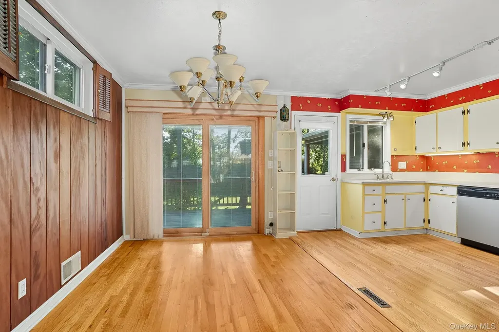 57 Whittier Boulevard Poughkeepsie NY 12603