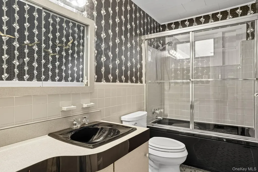 57 Whittier Boulevard Poughkeepsie NY 12603