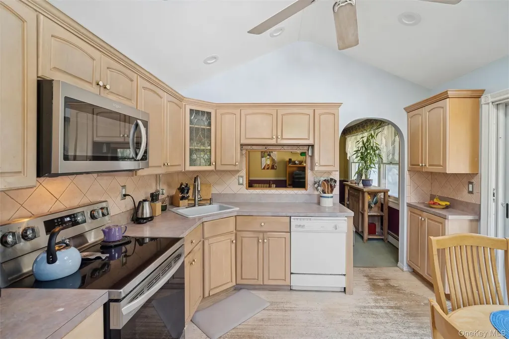 9 Monte Lane Center Moriches NY 11934