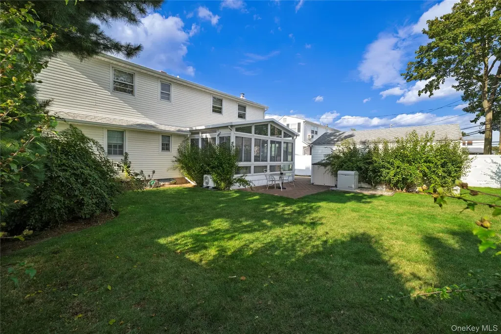 2874 Michael Road Wantagh NY 11793
