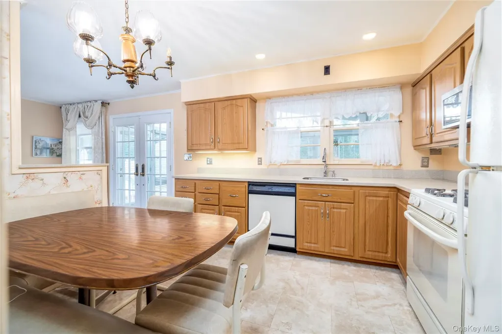 2874 Michael Road Wantagh NY 11793
