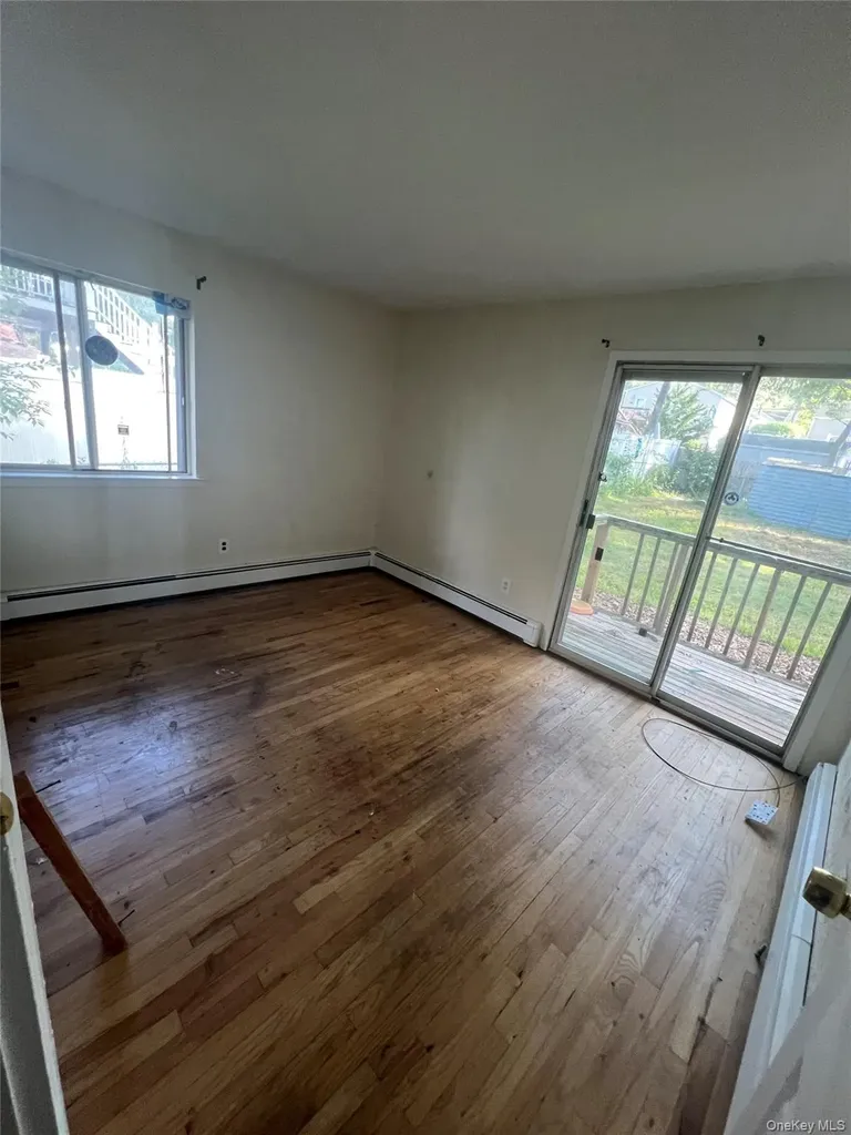 10 Cedarhurst Avenue Selden NY 11784