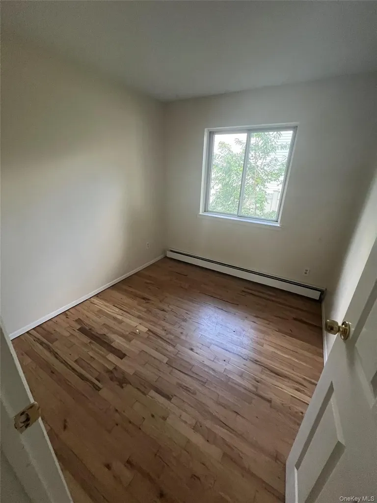 10 Cedarhurst Avenue Selden NY 11784
