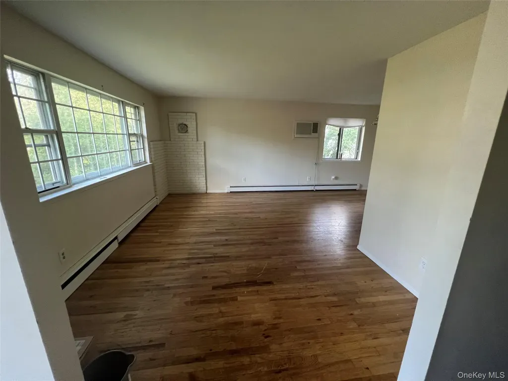 10 Cedarhurst Avenue Selden NY 11784