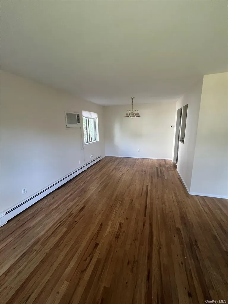 10 Cedarhurst Avenue Selden NY 11784