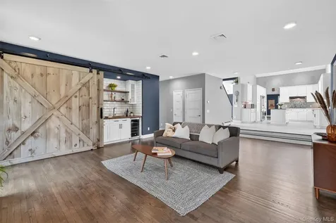 57 Chester Court Cortlandt Manor NY 10567