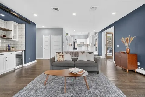 57 Chester Court Cortlandt Manor NY 10567