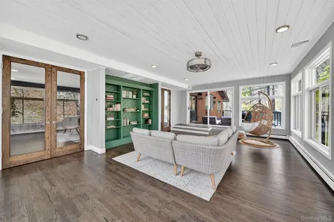 57 Chester Court Cortlandt Manor NY 10567
