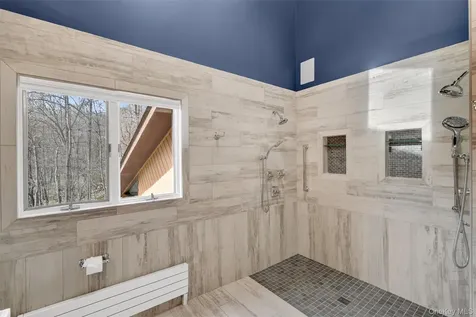 57 Chester Court Cortlandt Manor NY 10567