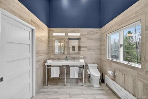 57 Chester Court Cortlandt Manor NY 10567