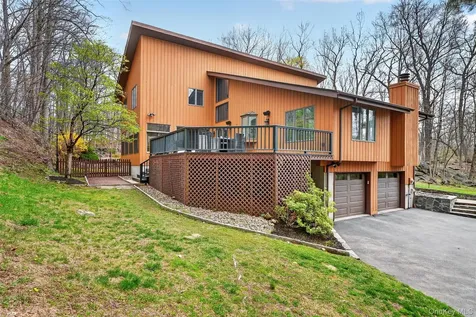 57 Chester Court Cortlandt Manor NY 10567
