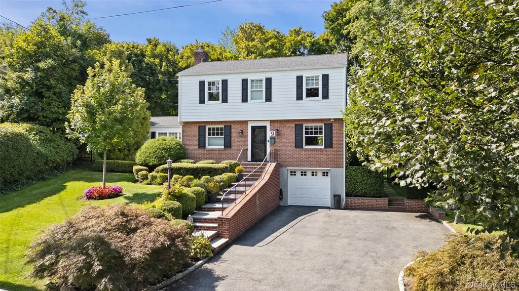 9 Hazelton Drive Scarsdale NY 10583