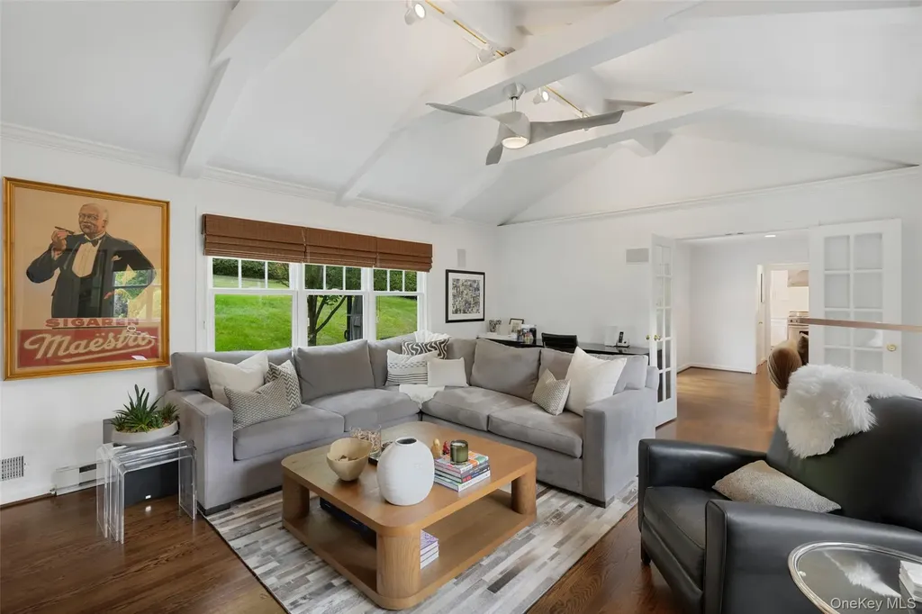 9 Hazelton Drive Scarsdale NY 10583