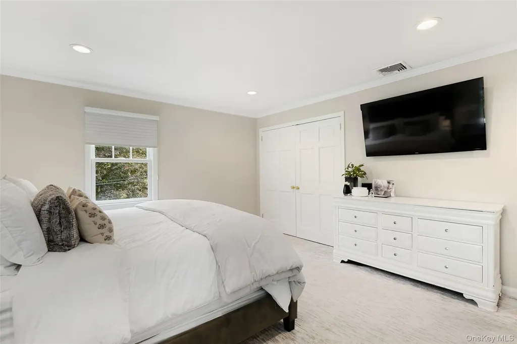 9 Hazelton Drive Scarsdale NY 10583