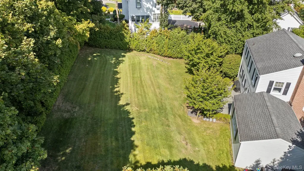 9 Hazelton Drive Scarsdale NY 10583