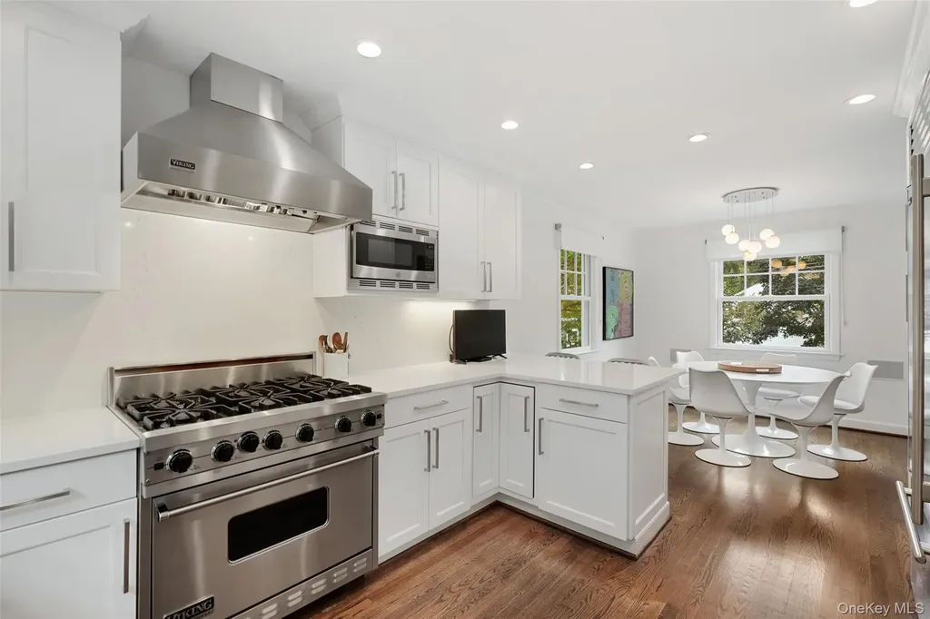 9 Hazelton Drive Scarsdale NY 10583