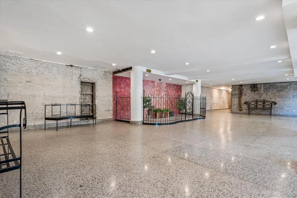 60-11 Broadway Woodside NY 11377