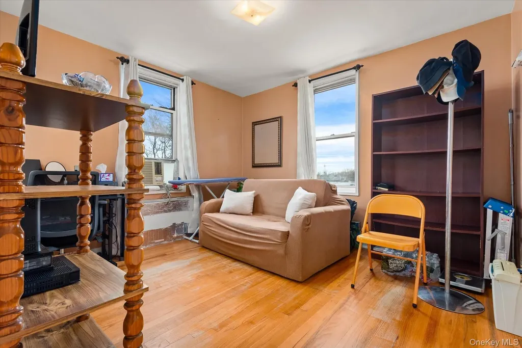60-11 Broadway Woodside NY 11377