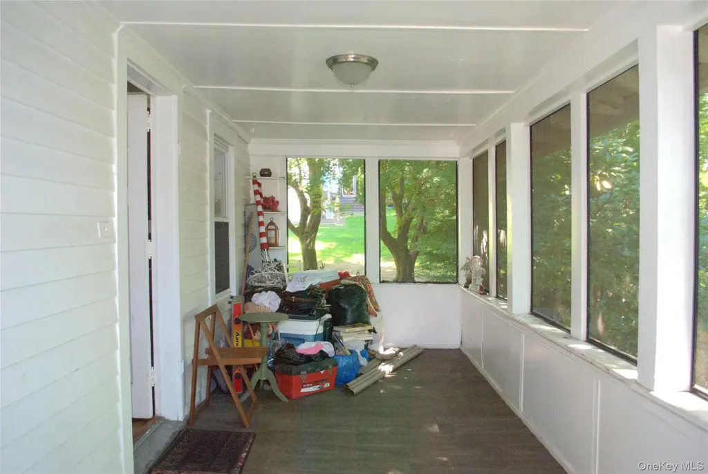 1824 Seabury Place Peekskill NY 10566