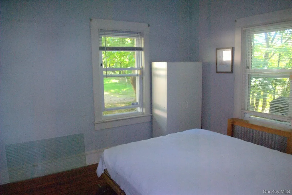 1824 Seabury Place Peekskill NY 10566