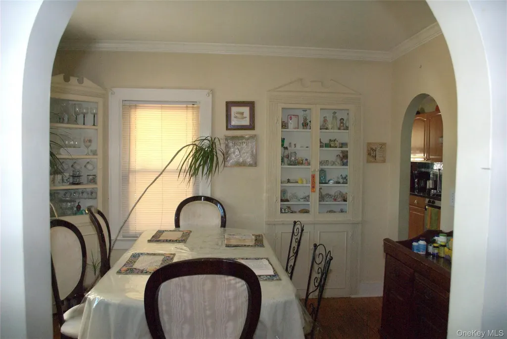 1824 Seabury Place Peekskill NY 10566