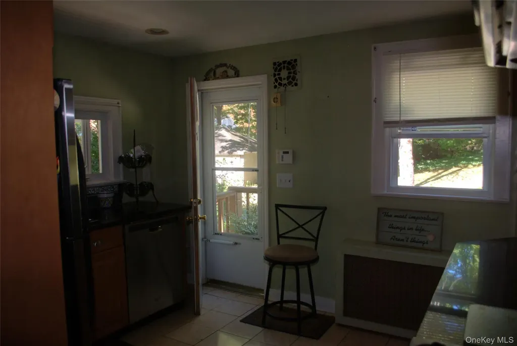 1824 Seabury Place Peekskill NY 10566