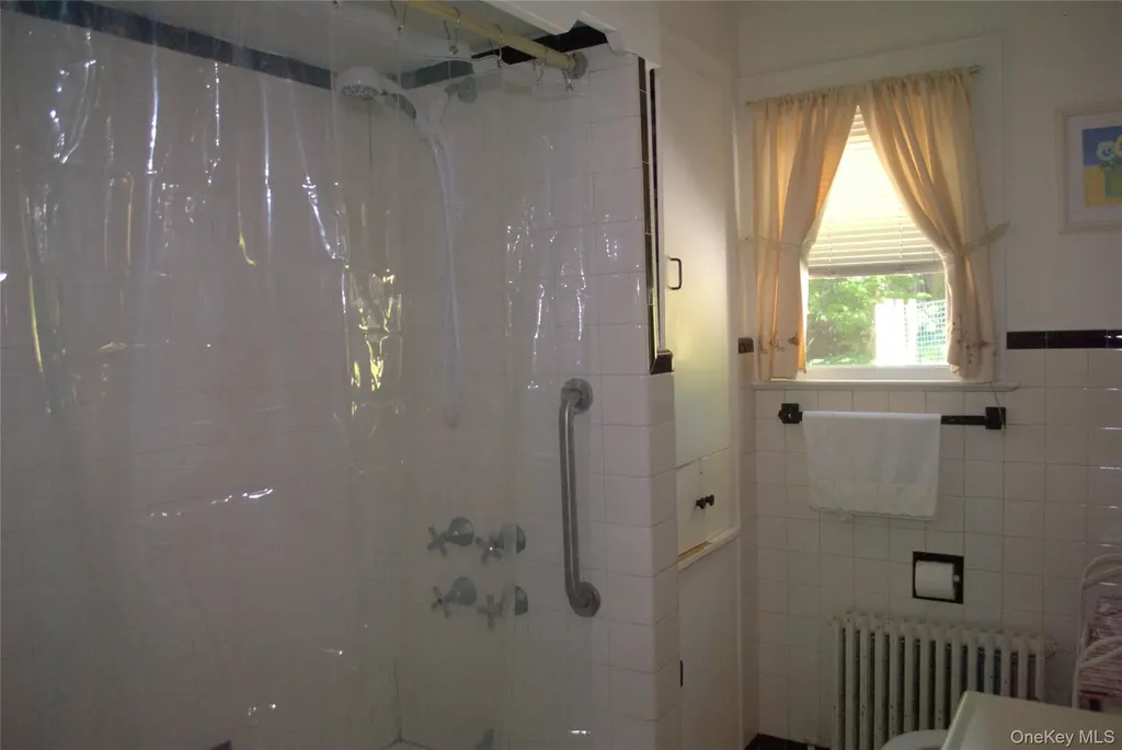 1824 Seabury Place Peekskill NY 10566