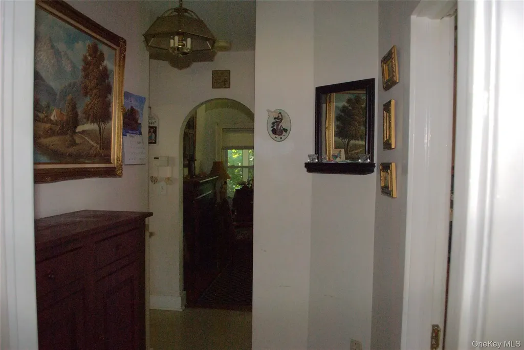1824 Seabury Place Peekskill NY 10566