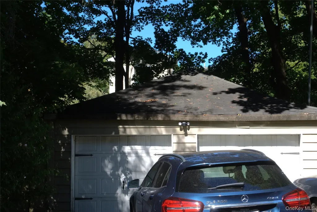 1824 Seabury Place Peekskill NY 10566