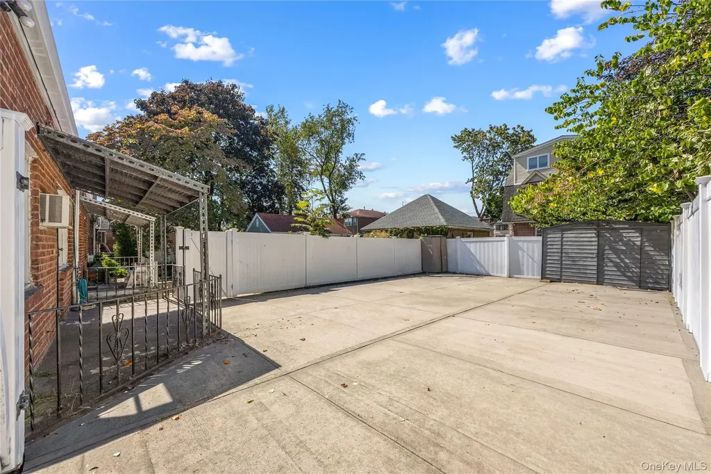 38-30 215th Place Bayside NY 11361