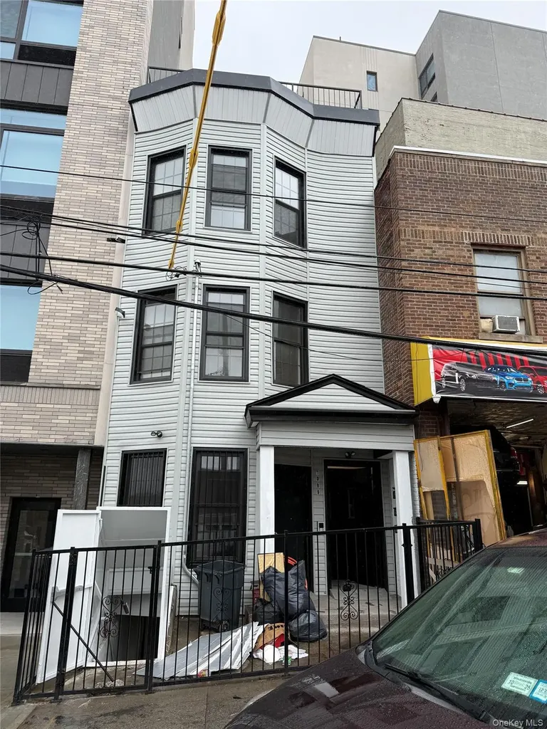 1869 Carter Avenue Bronx NY 10457