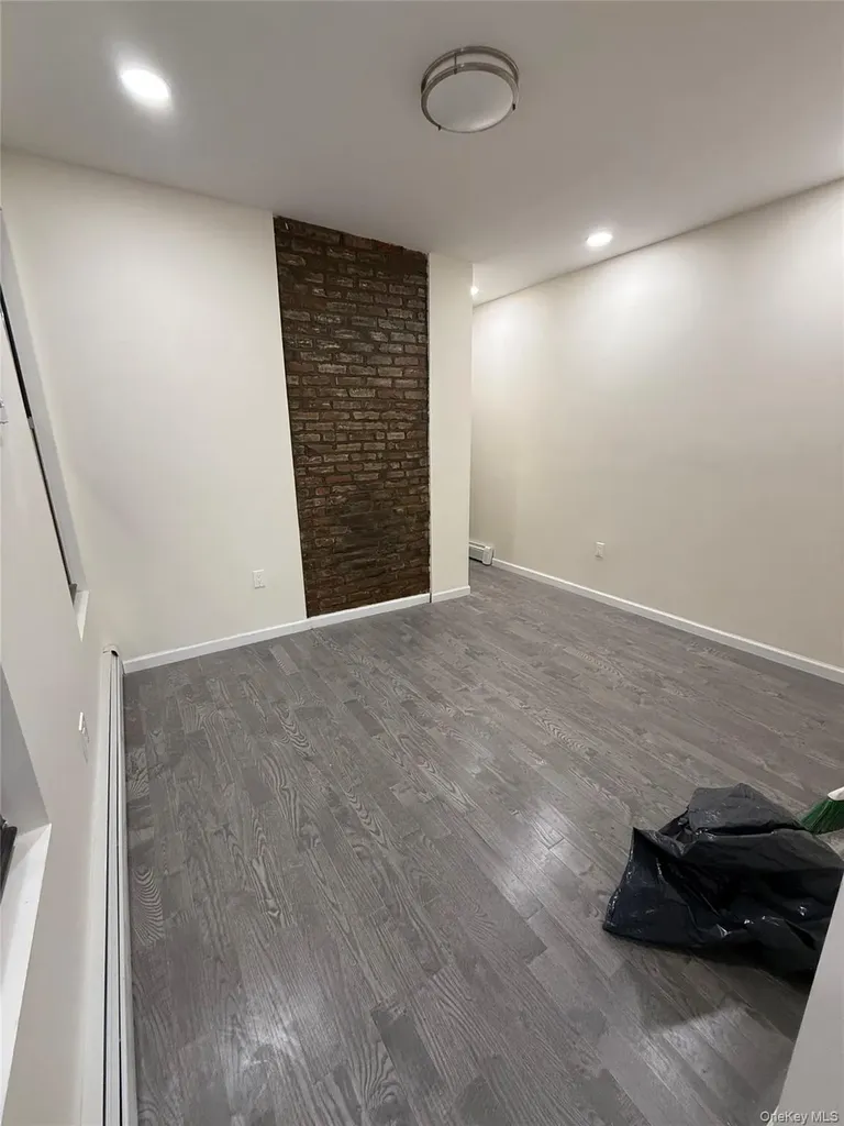1869 Carter Avenue Bronx NY 10457