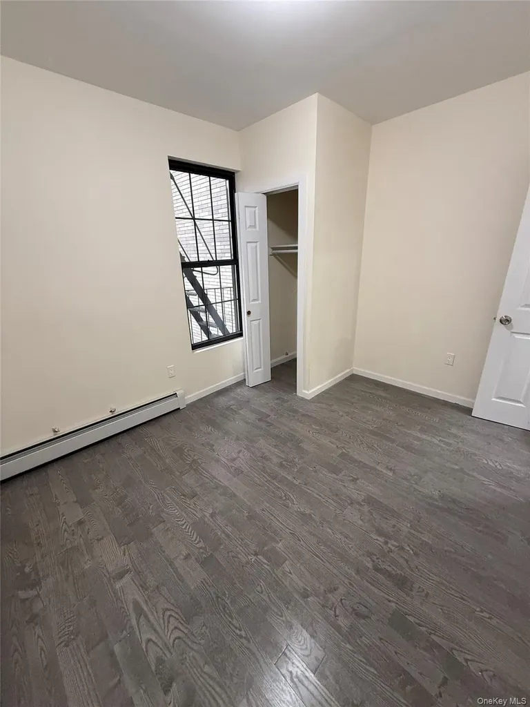 1869 Carter Avenue Bronx NY 10457