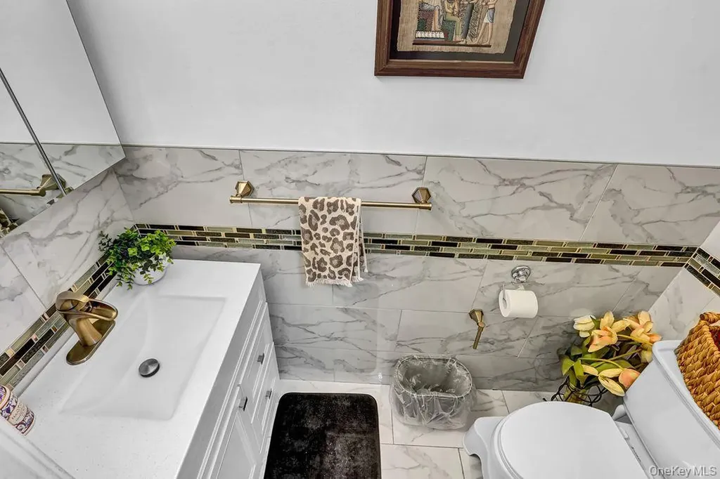 516 Elton Street Brooklyn NY 11208
