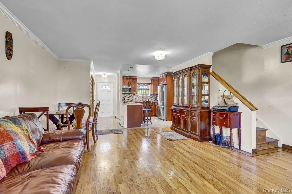 516 Elton Street Brooklyn NY 11208