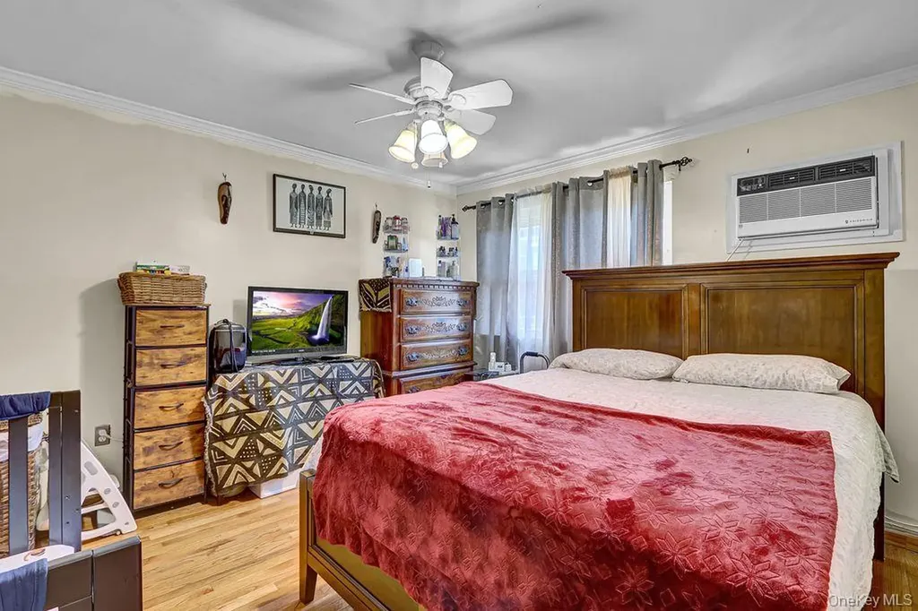 516 Elton Street Brooklyn NY 11208