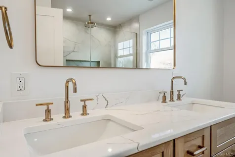 64 Blydenburgh Road Centereach NY 11720