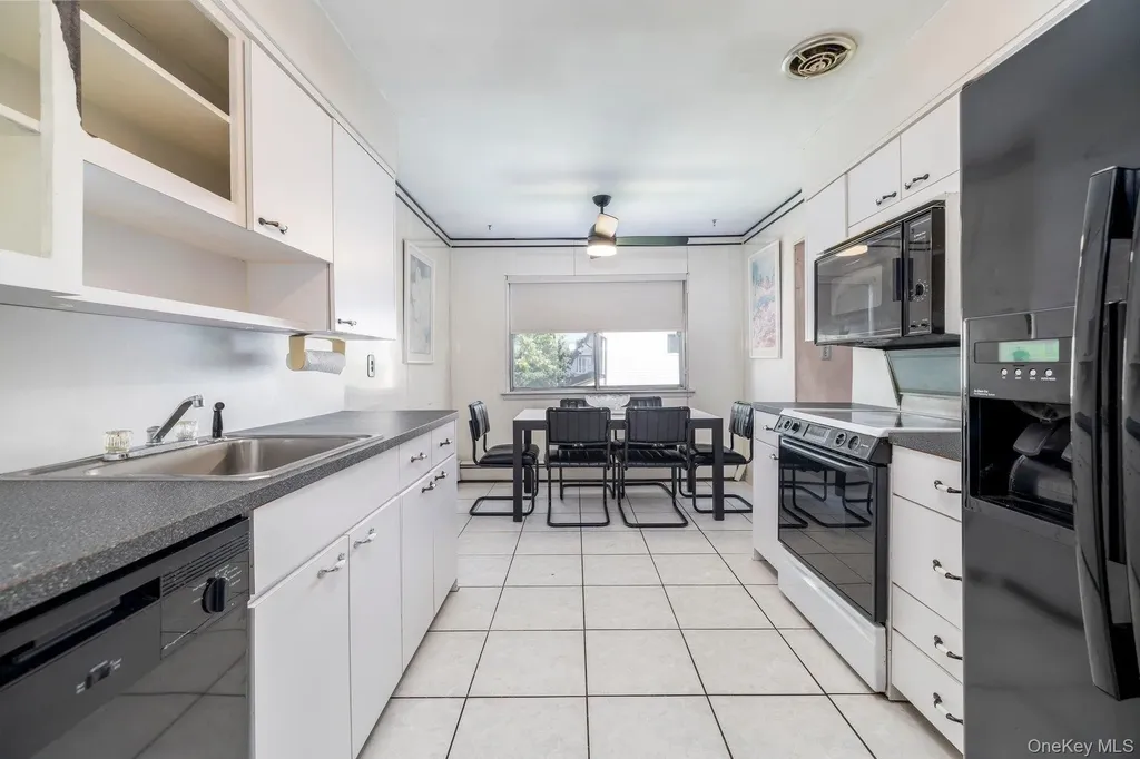 3487 Anchor Place Oceanside NY 11572