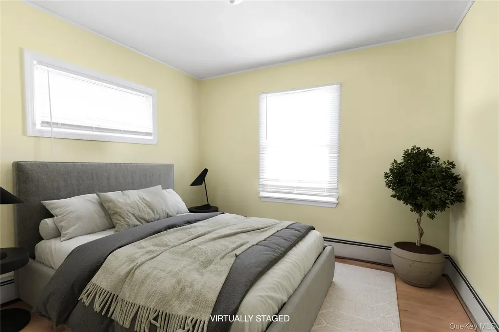 87 Montgomery Avenue Oceanside NY 11572