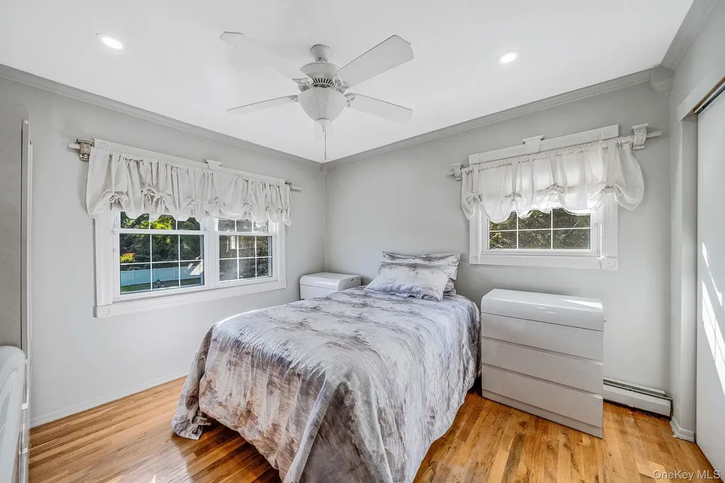31 Dillon Drive Dix Hills NY 11746
