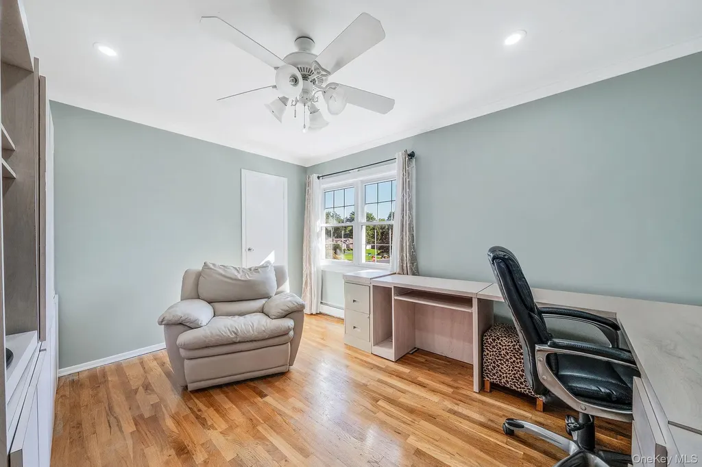 31 Dillon Drive Dix Hills NY 11746
