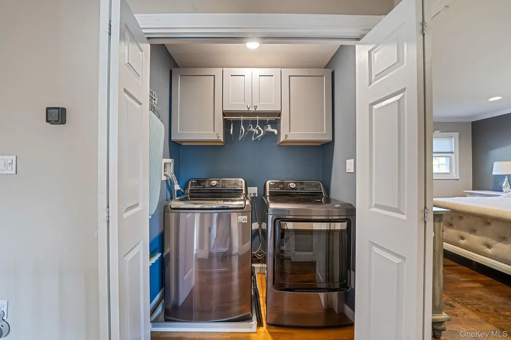 31 Dillon Drive Dix Hills NY 11746