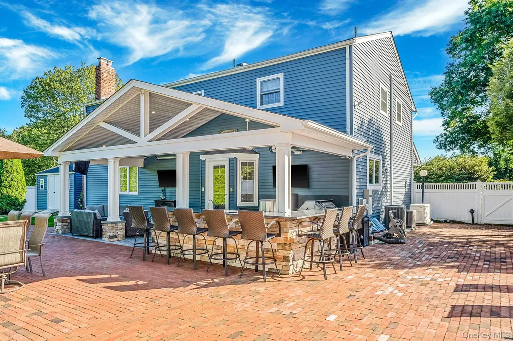 31 Dillon Drive Dix Hills NY 11746