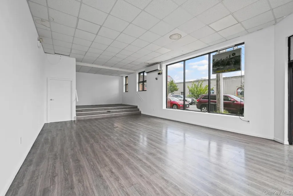 225-25 Merrick Boulevard Laurelton NY 11413