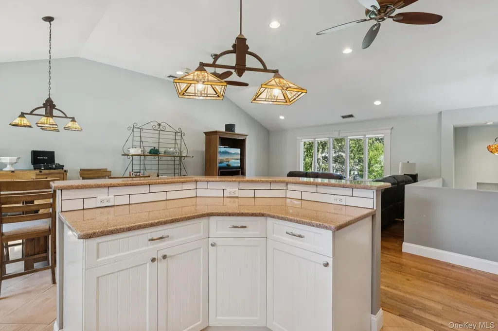 12 Wesleyan Road Commack NY 11725